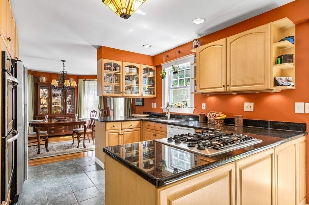 32 Bateswell Road Boston, MA 02124 - Photo 14 of 42 Gallery Image 14