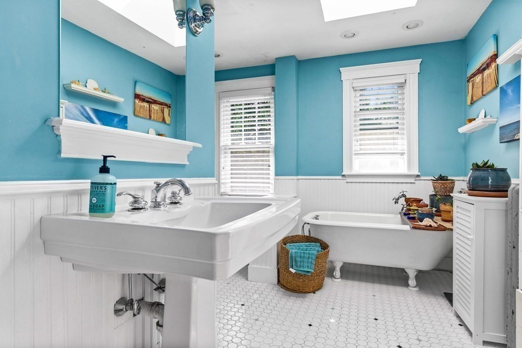 32 Bateswell Road Boston, MA 02124 - Photo 20 of 42 Gallery Image 20