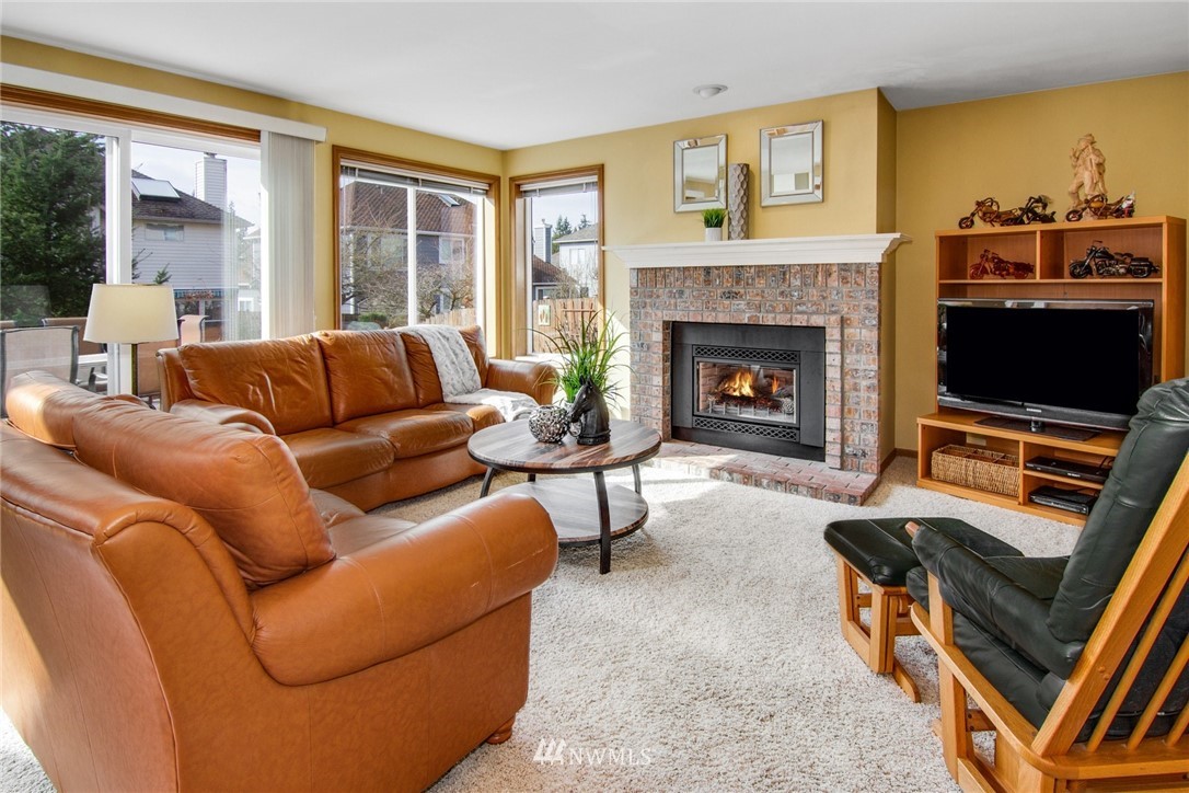4619 Northeast 21st Place Renton, WA 98059 - Photo 13 of 28 Gallery Image 13