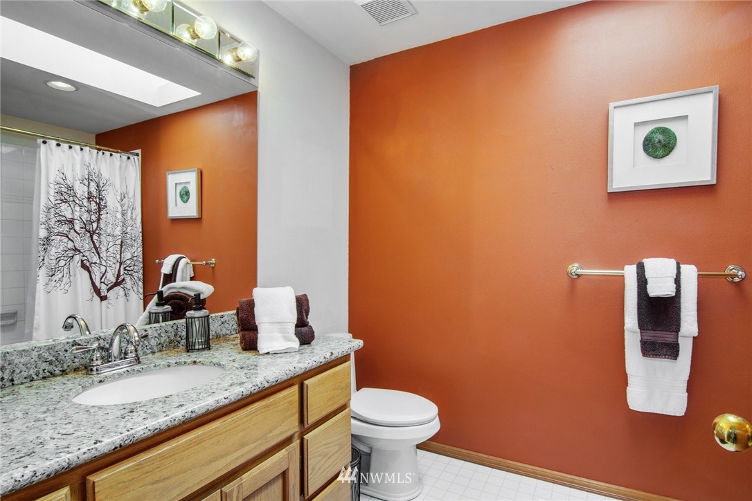 4619 Northeast 21st Place Renton, WA 98059 - Photo 24 of 28 Gallery Image 24