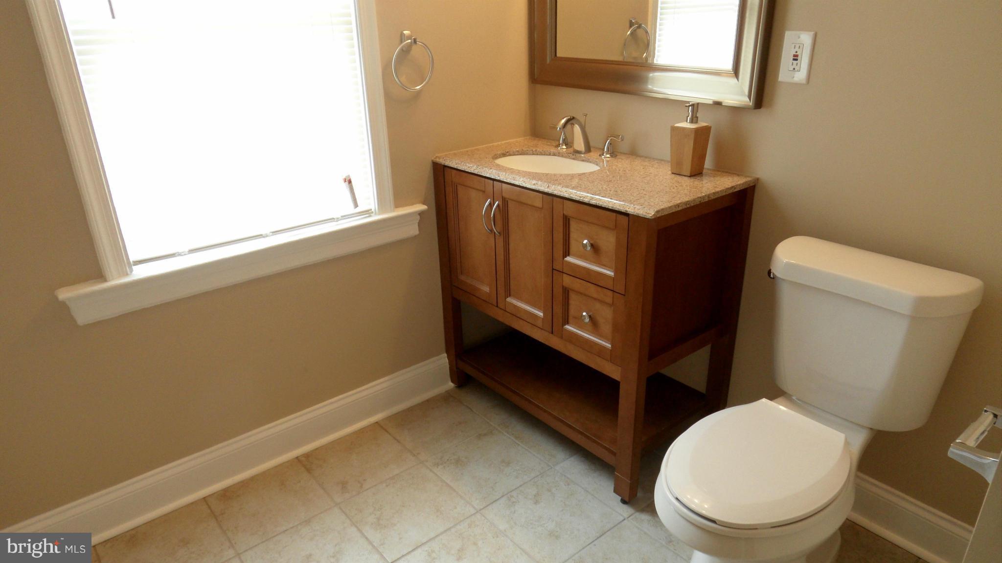 3627 Florida Road Baltimore, MD 21244 - Photo 26 of 30 Bath