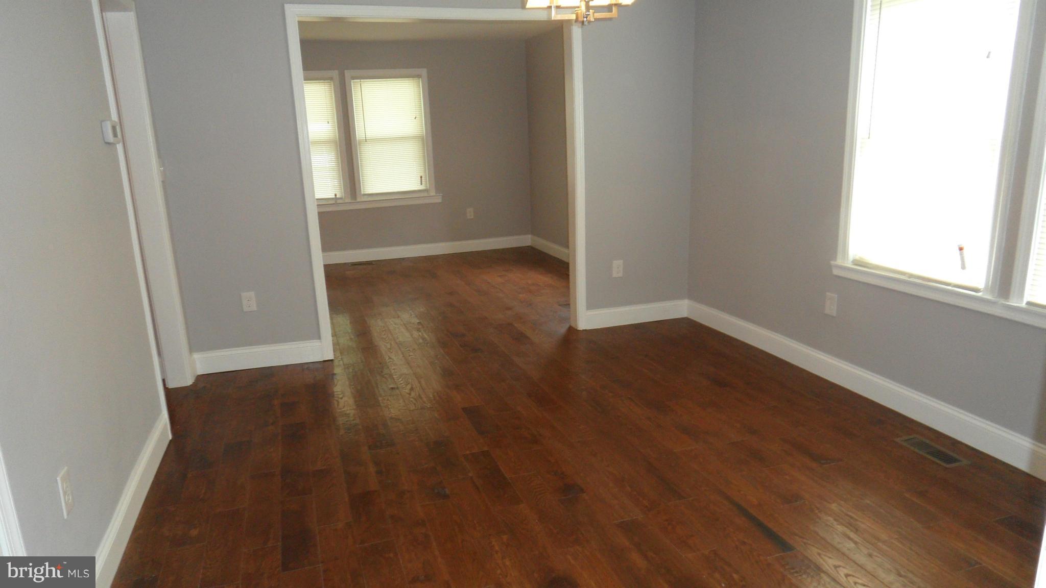 3627 Florida Road Baltimore, MD 21244 - Photo 7 of 30 Dining Room