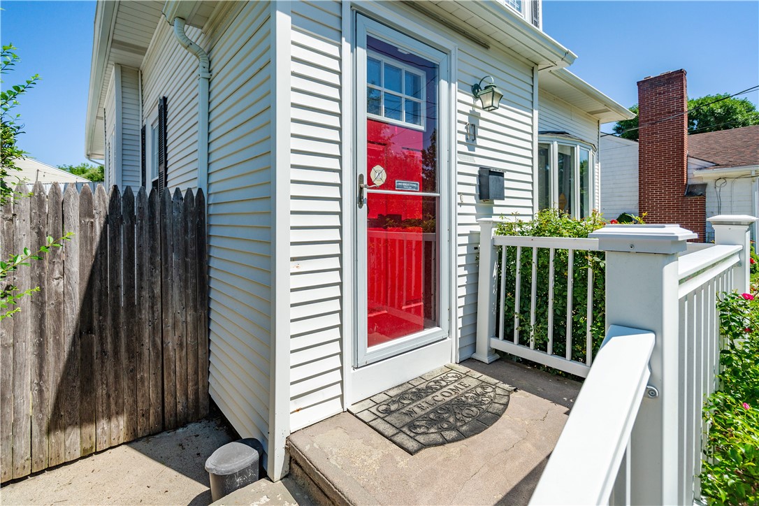11 Metropolitan Road Providence, RI 02908 - Photo 5 of 50 Gallery Image 5