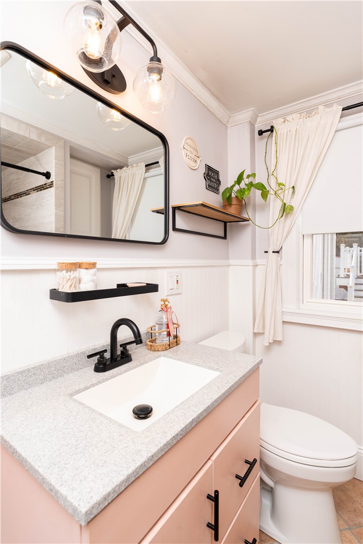 38 Bridgton Road Cranston, RI 02910 - Photo 11 of 46