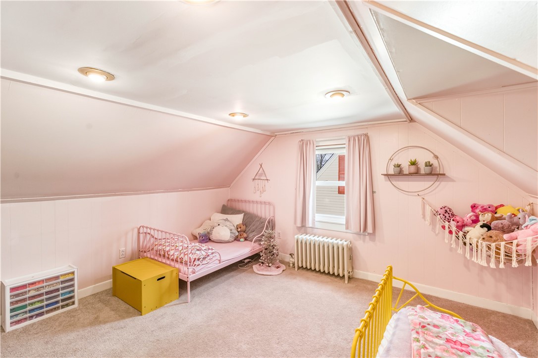 38 Bridgton Road Cranston, RI 02910 - Photo 17 of 46