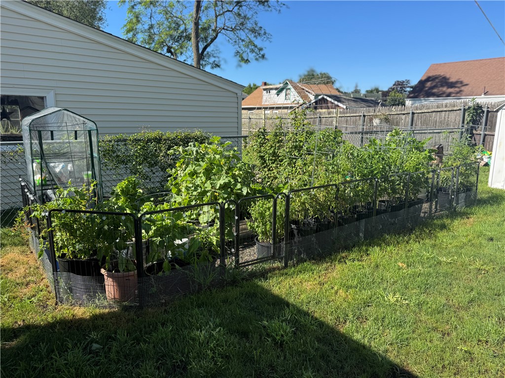 38 Bridgton Road Cranston, RI 02910 - Photo 37 of 46 Garden in bloom