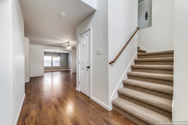 $2,295 | 10811 Marot Field, Helotes, TX 78023