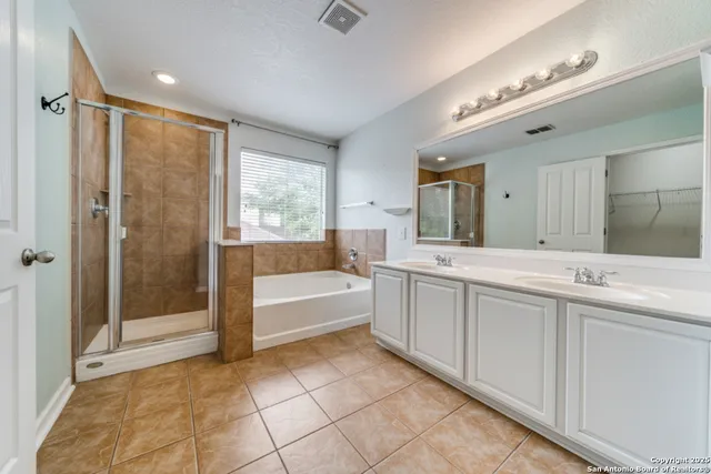 $2,295 | 10811 Marot Field, Helotes, TX 78023