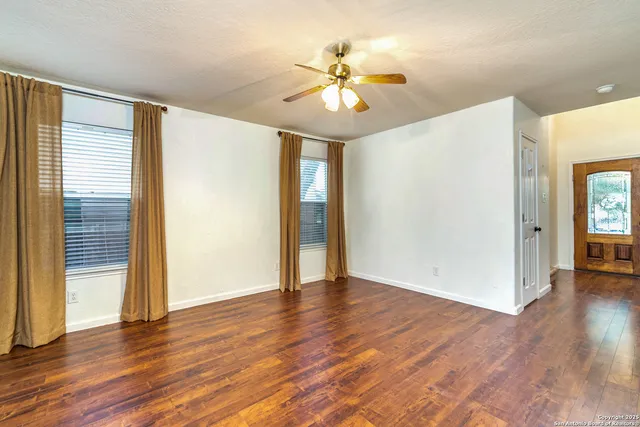 $2,295 | 10811 Marot Field, Helotes, TX 78023