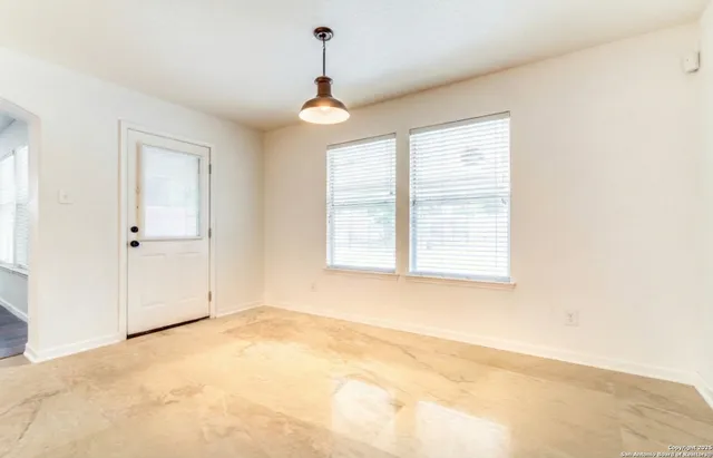 $2,295 | 10811 Marot Field, Helotes, TX 78023