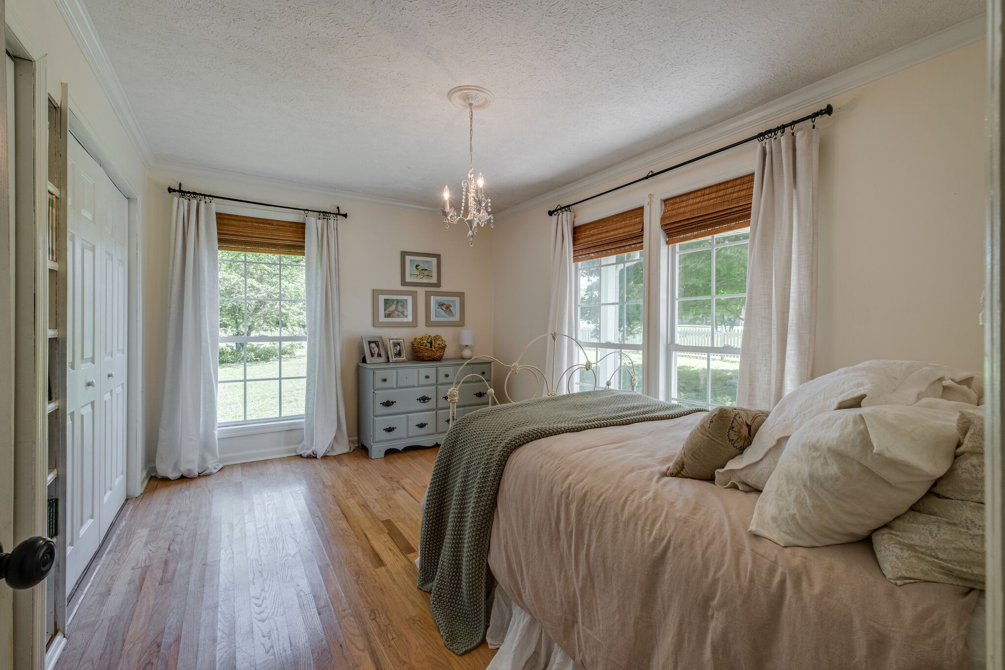 2540 Thompson Road Murfreesboro, TN 37128 - Photo 23 of 48 a bedroom with a bed and a window