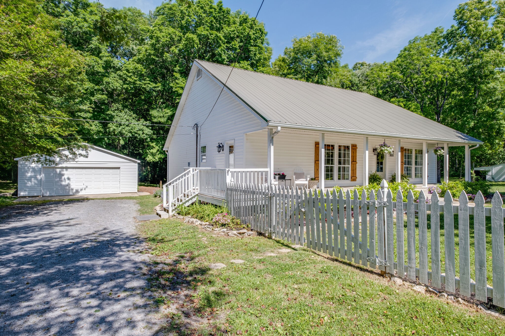 2540 Thompson Road Murfreesboro, TN 37128 - Photo 4 of 48 a view of a house with a small yard and fence