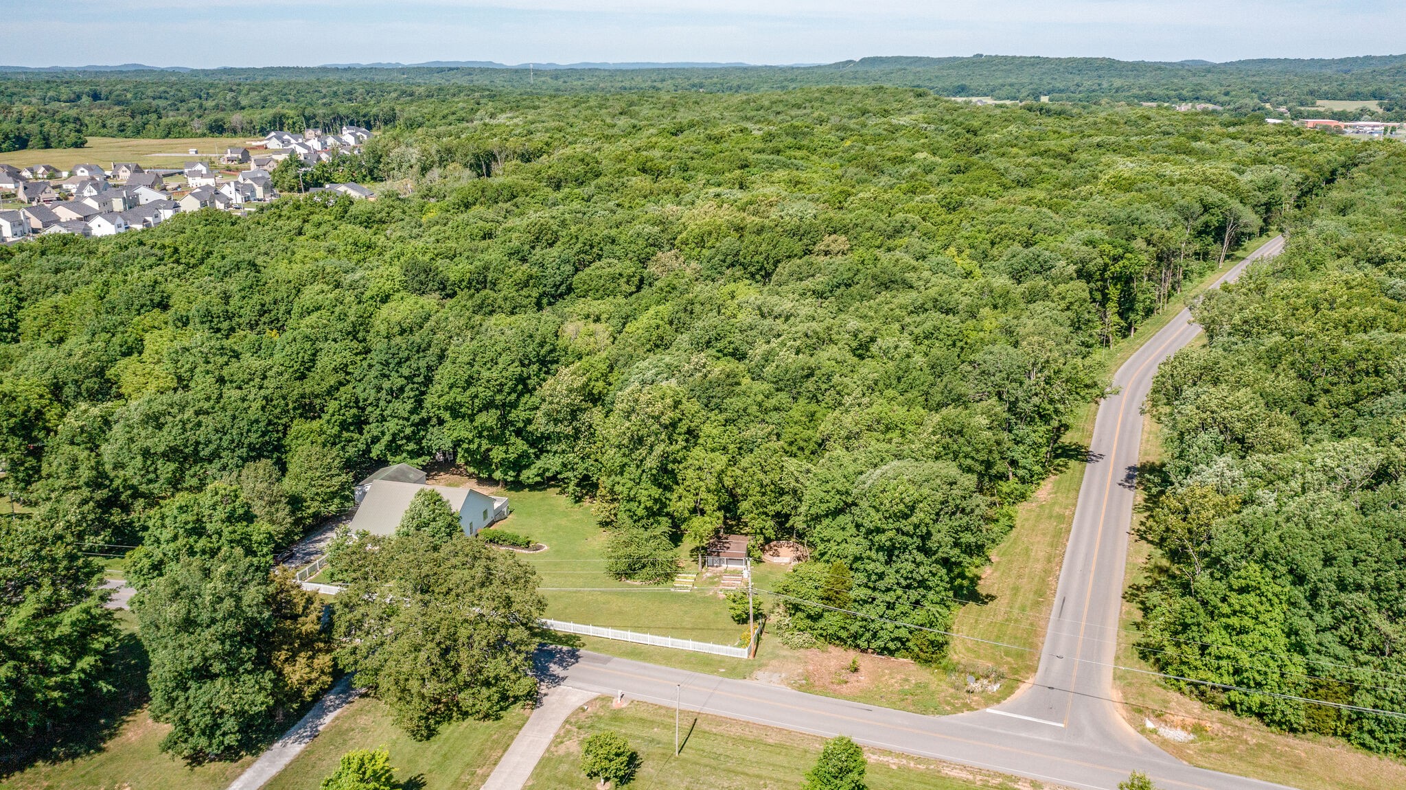 2540 Thompson Road Murfreesboro, TN 37128 - Photo 39 of 48 a view of a yard with an outdoor seating