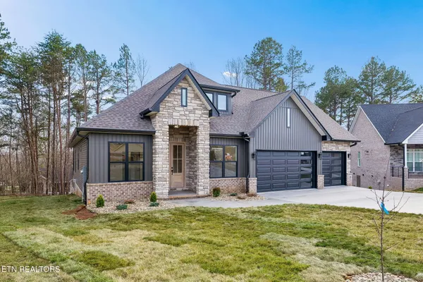 $699,000 | 124 Utsesti Way, Loudon, TN 37774