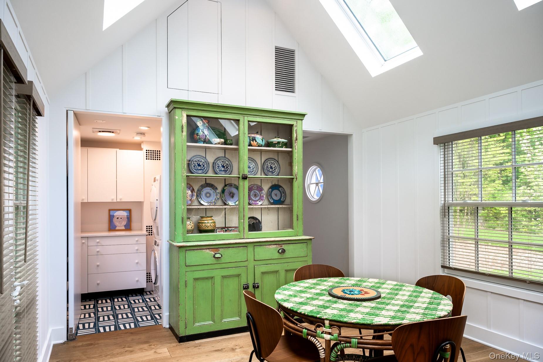 149 Washington Springs Road Palisades, NY 10964 - Photo 20 of 31 a dining room with furniture and window