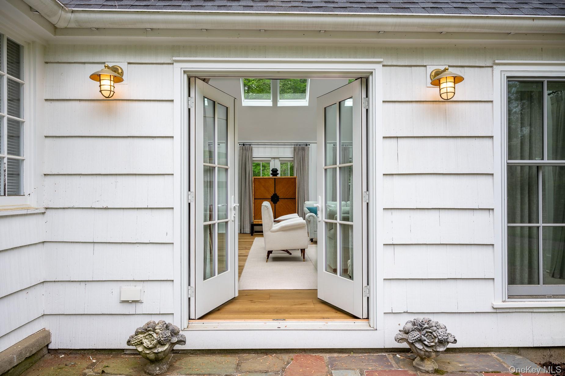 149 Washington Springs Road Palisades, NY 10964 - Photo 10 of 31 a view of an entryway door