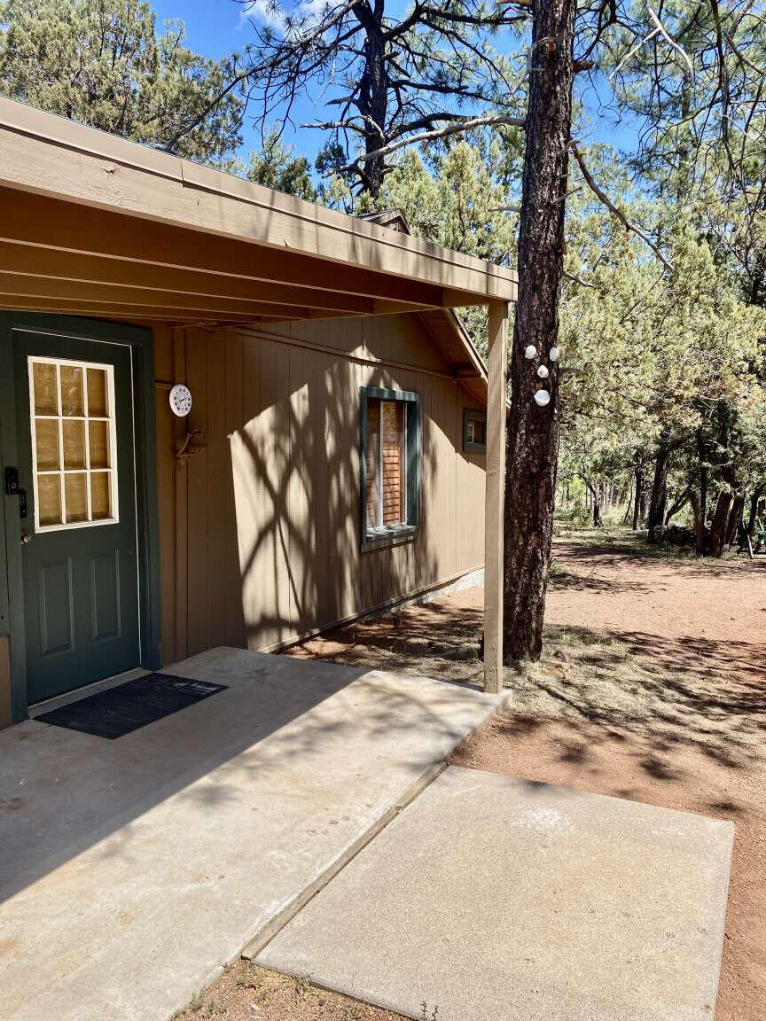 167 South Ranch Lane Payson, AZ 85541 - Photo 4 of 40 a view of a car garage