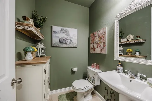 $575,000 | 2828 Dancing Flame Drive, Denton, TX 76201