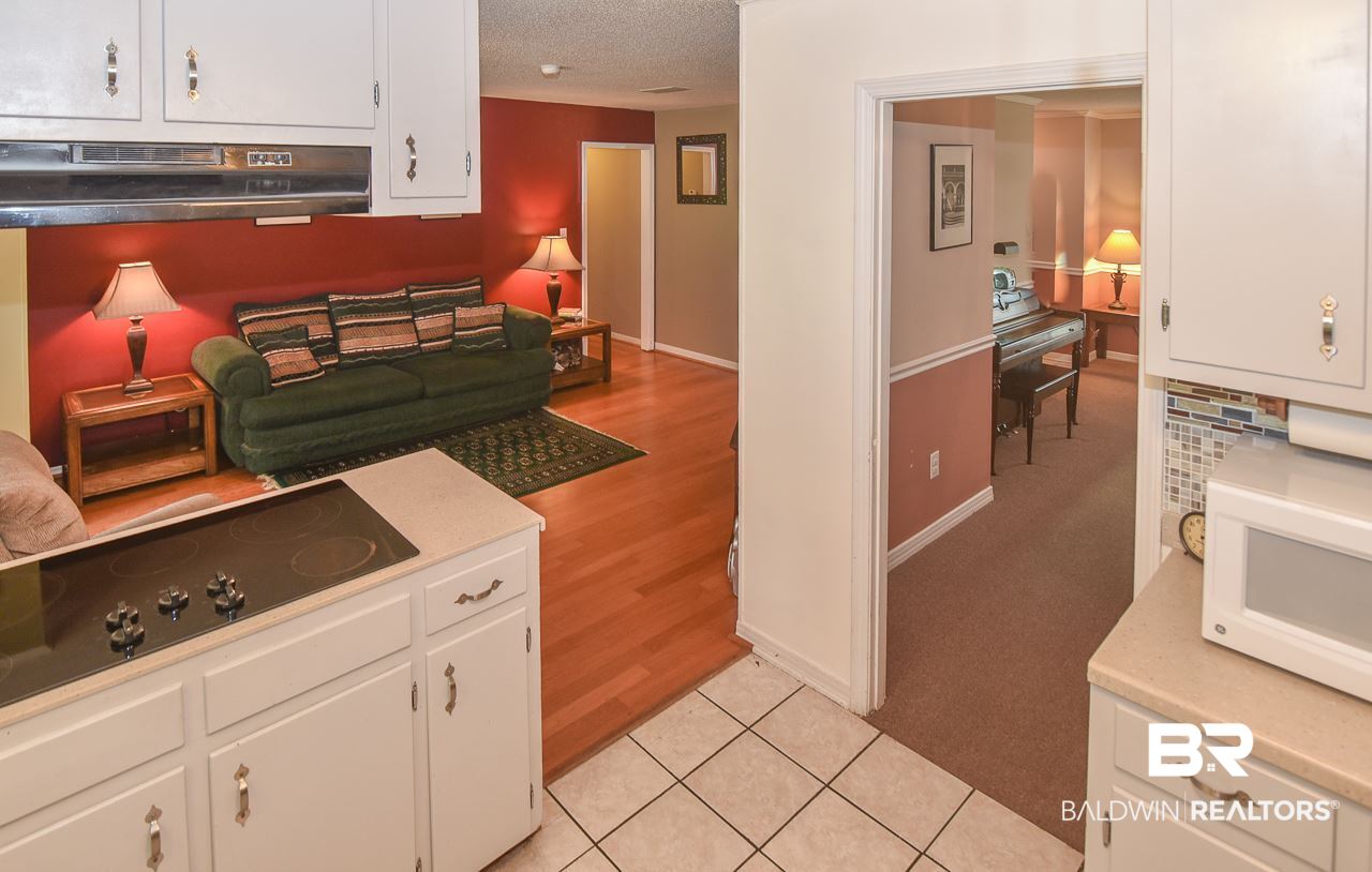 5910 Montfort Road South Mobile, AL 36608 - Photo 6 of 30 Kitchen
