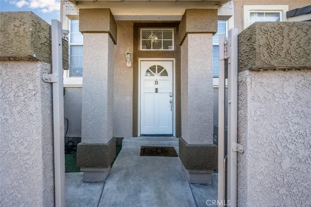 $659,900 | 361 South Van Buren Street, Unit B, Placentia, CA 92870