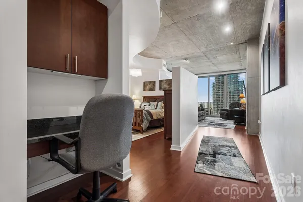 $345,000 | 210 North Church Street, Unit 2708, Charlotte, NC 28202
