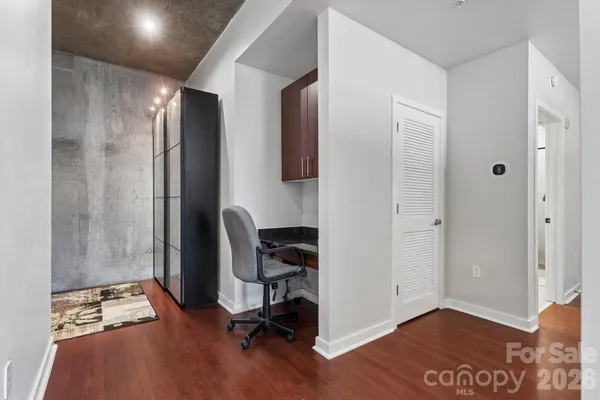 $345,000 | 210 North Church Street, Unit 2708, Charlotte, NC 28202