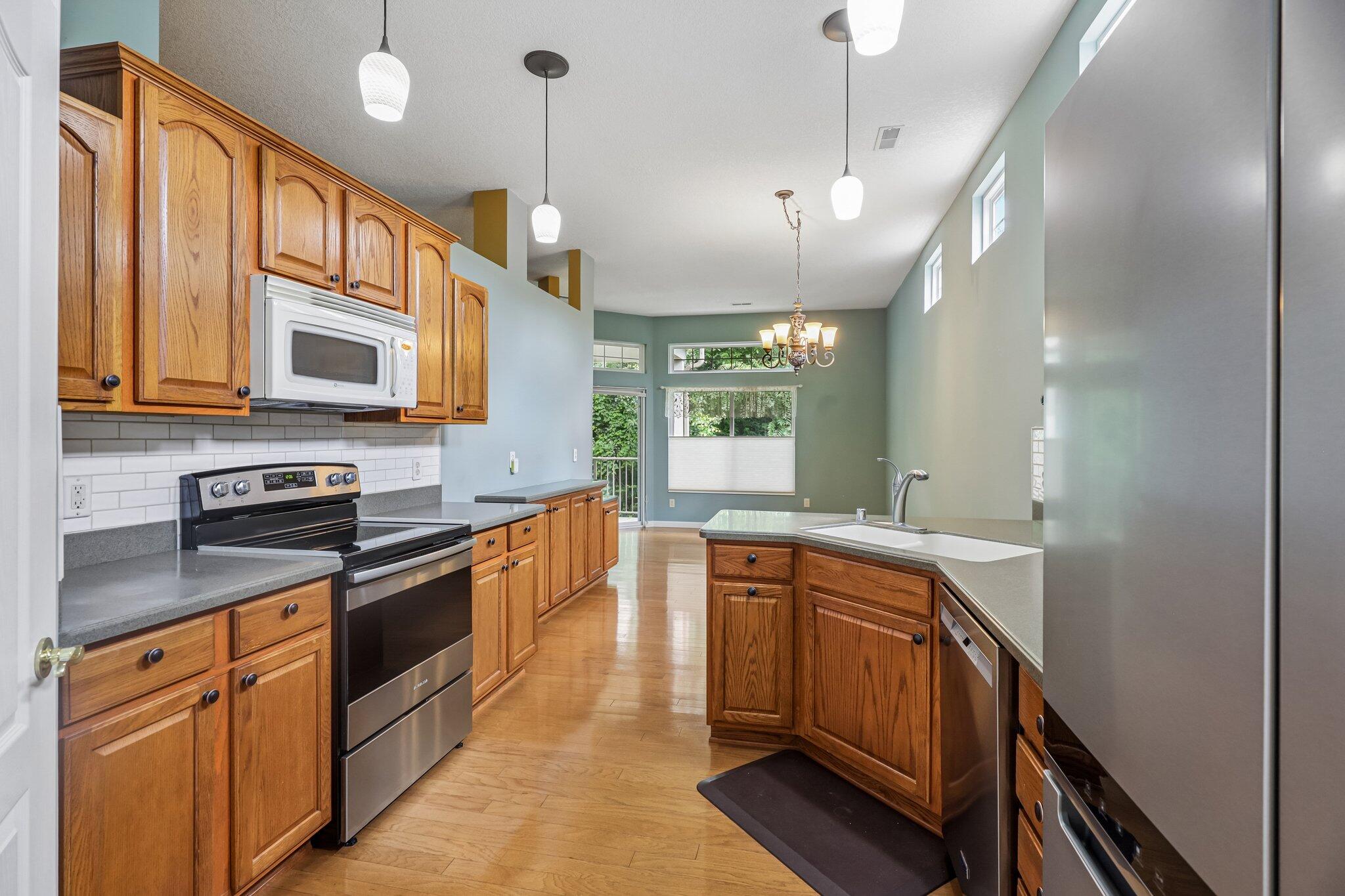 876 Flint Ridge Newport, KY 41076 - Photo 19 of 43 Kitchen