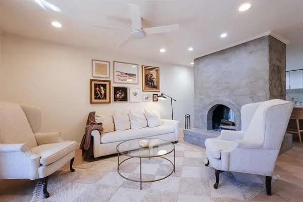 $1,600 | 5916 Birchbrook Drive, Unit 228, Dallas, TX 75206