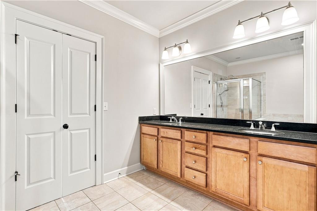 102 Riversgate Drive Sandy Springs, GA 30339 - Photo 35 of 75 Gallery Image 35
