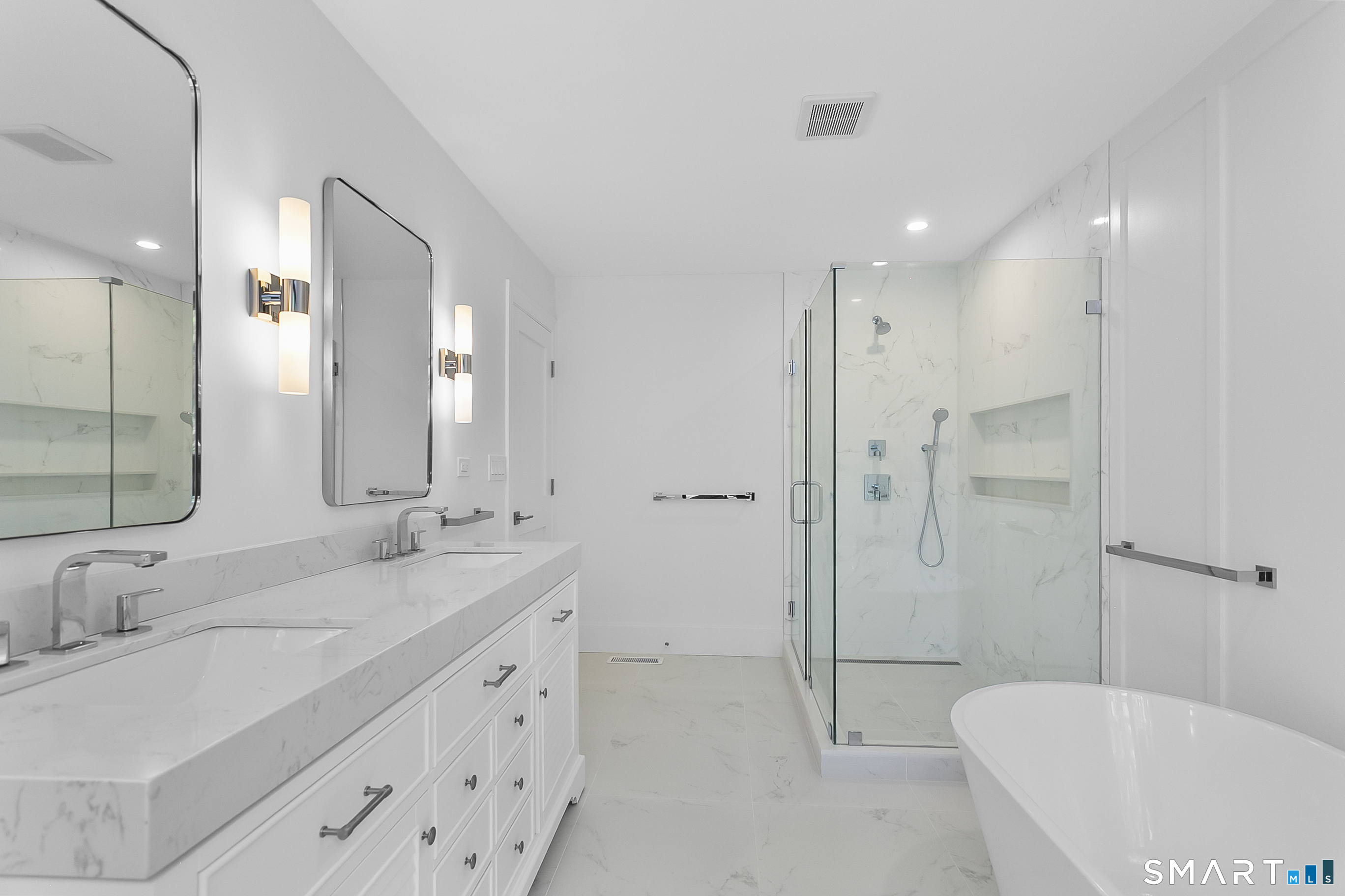 90 Oronoque Hls Road Stratford, CT 06614 - Photo 24 of 31 Gallery Image 24