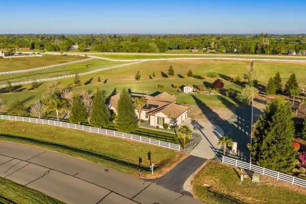 $899,111 | 9240 Stablegate Road, Wilton, CA 95693