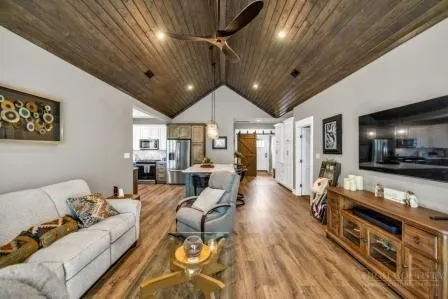 $839,000 | 70 Paynes Court, Thurmond, NC 28683