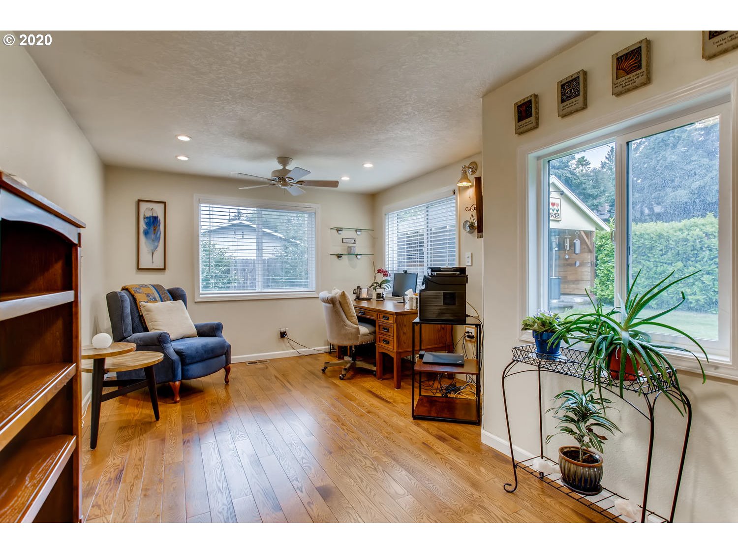 8005 Southwest Locust Street Portland, OR 97223 - Photo 15 of 28 Bedroom
