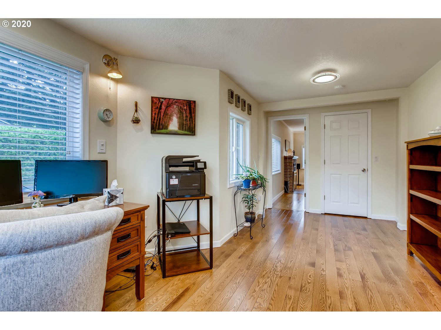 8005 Southwest Locust Street Portland, OR 97223 - Photo 16 of 28 Bedroom