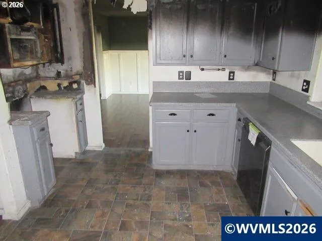 an empty room with windows