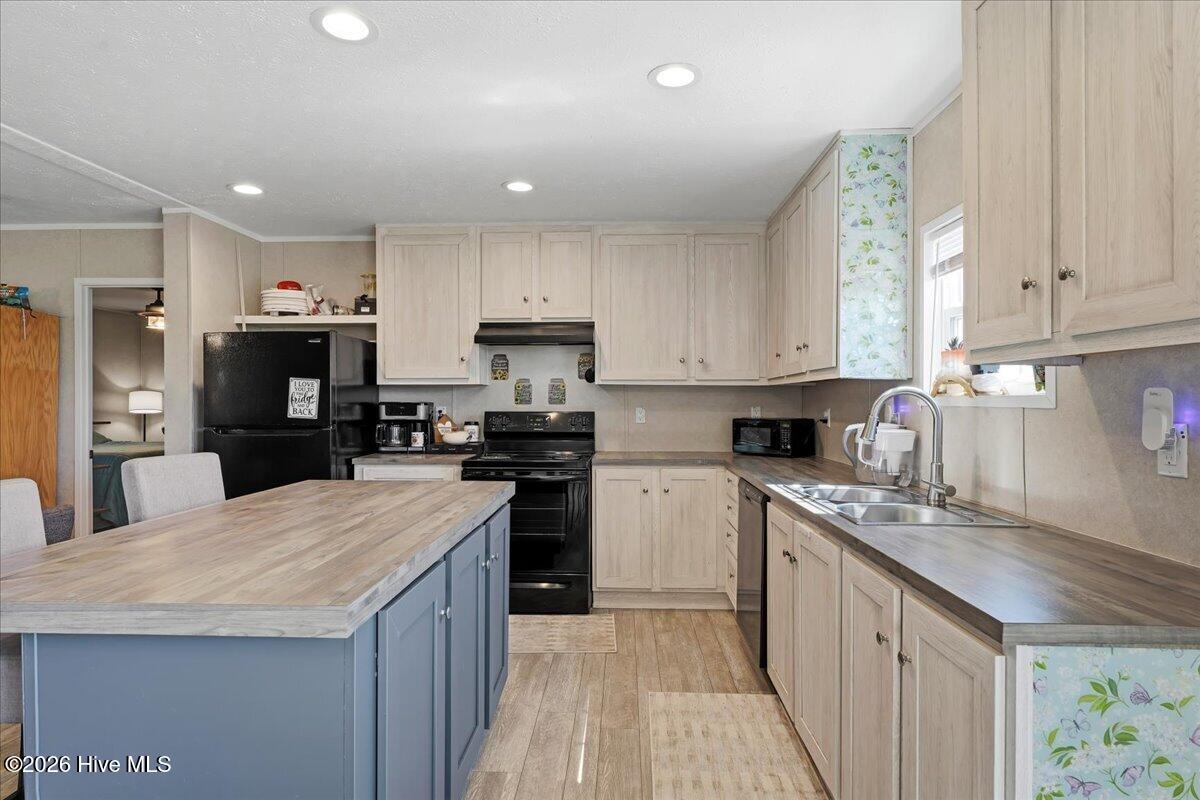2912 Basstown Road Clinton, NC 28328 - Photo 8 of 25
