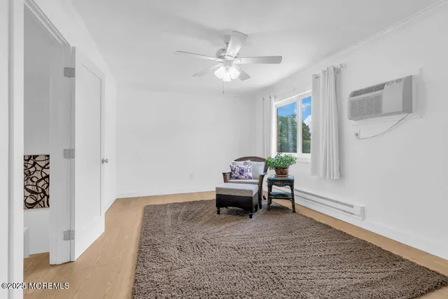 a picture of a wall with a white wall and a white wall