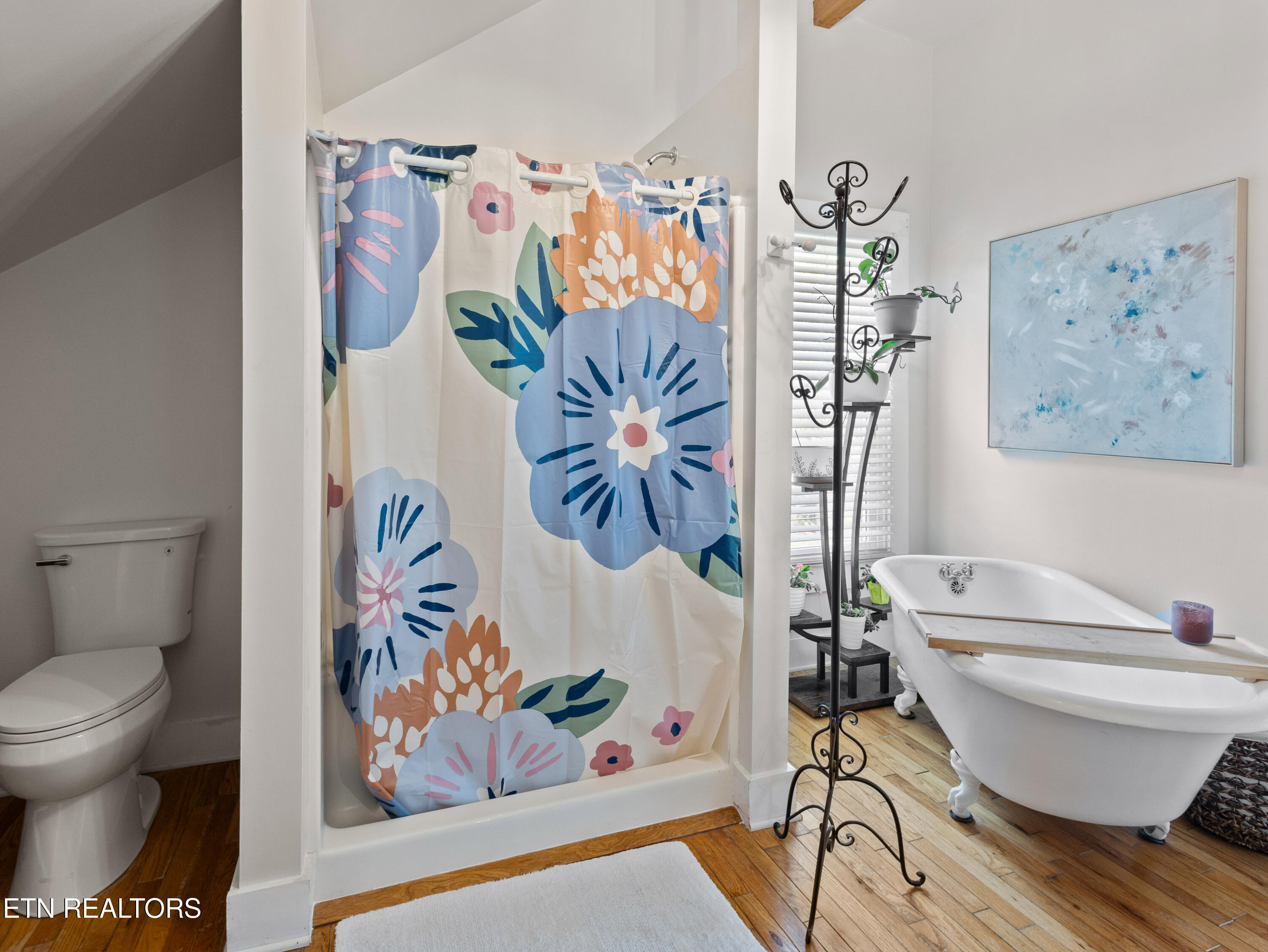 7220 Washington Pike Corryton, TN 37721 - Photo 34 of 60 Master Bath 2