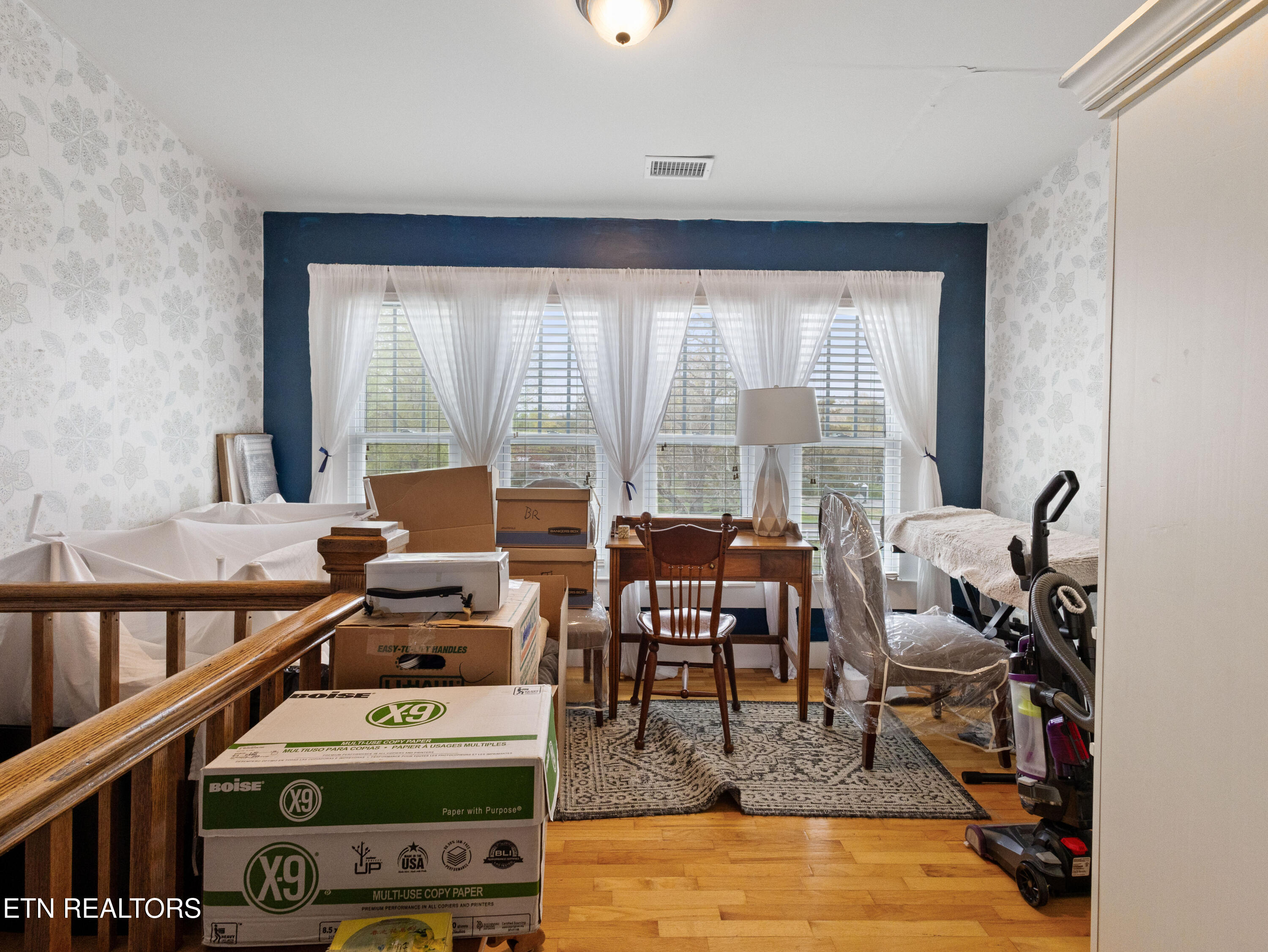 7220 Washington Pike Corryton, TN 37721 - Photo 46 of 60 Upstairs sitting room