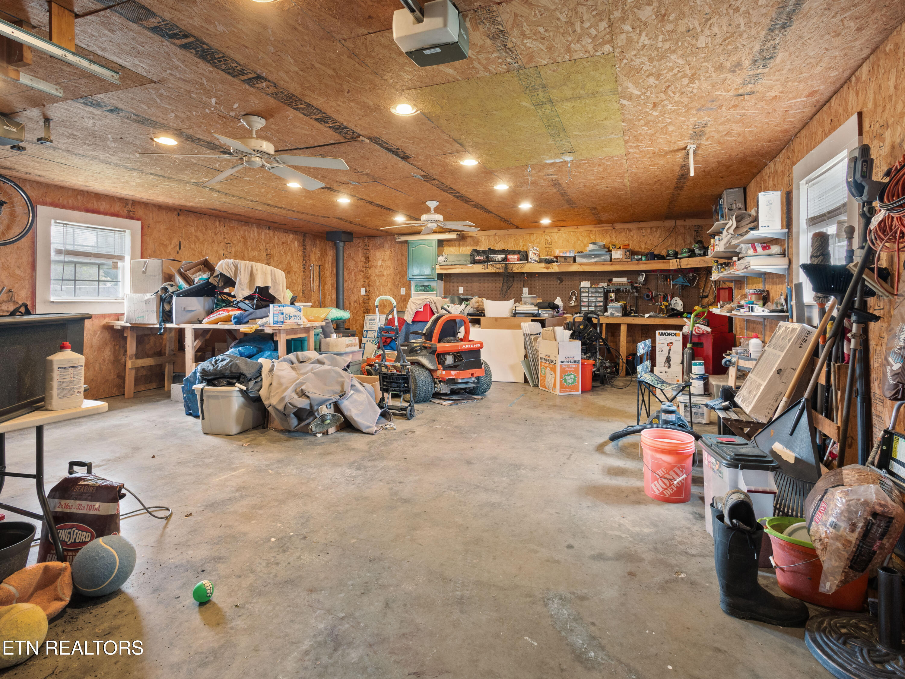 7220 Washington Pike Corryton, TN 37721 - Photo 54 of 60 Garage 5