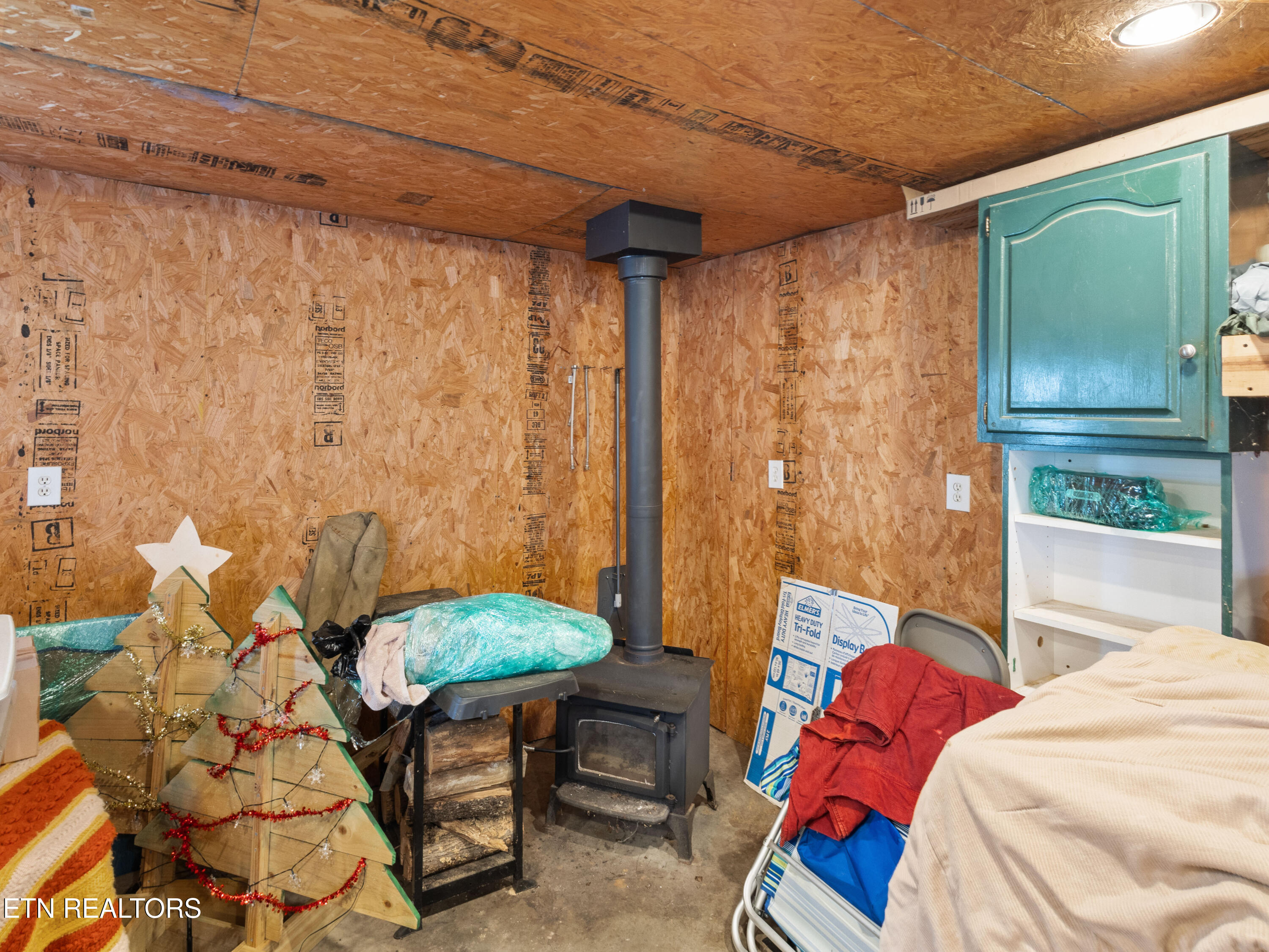 7220 Washington Pike Corryton, TN 37721 - Photo 55 of 60 Garage 6