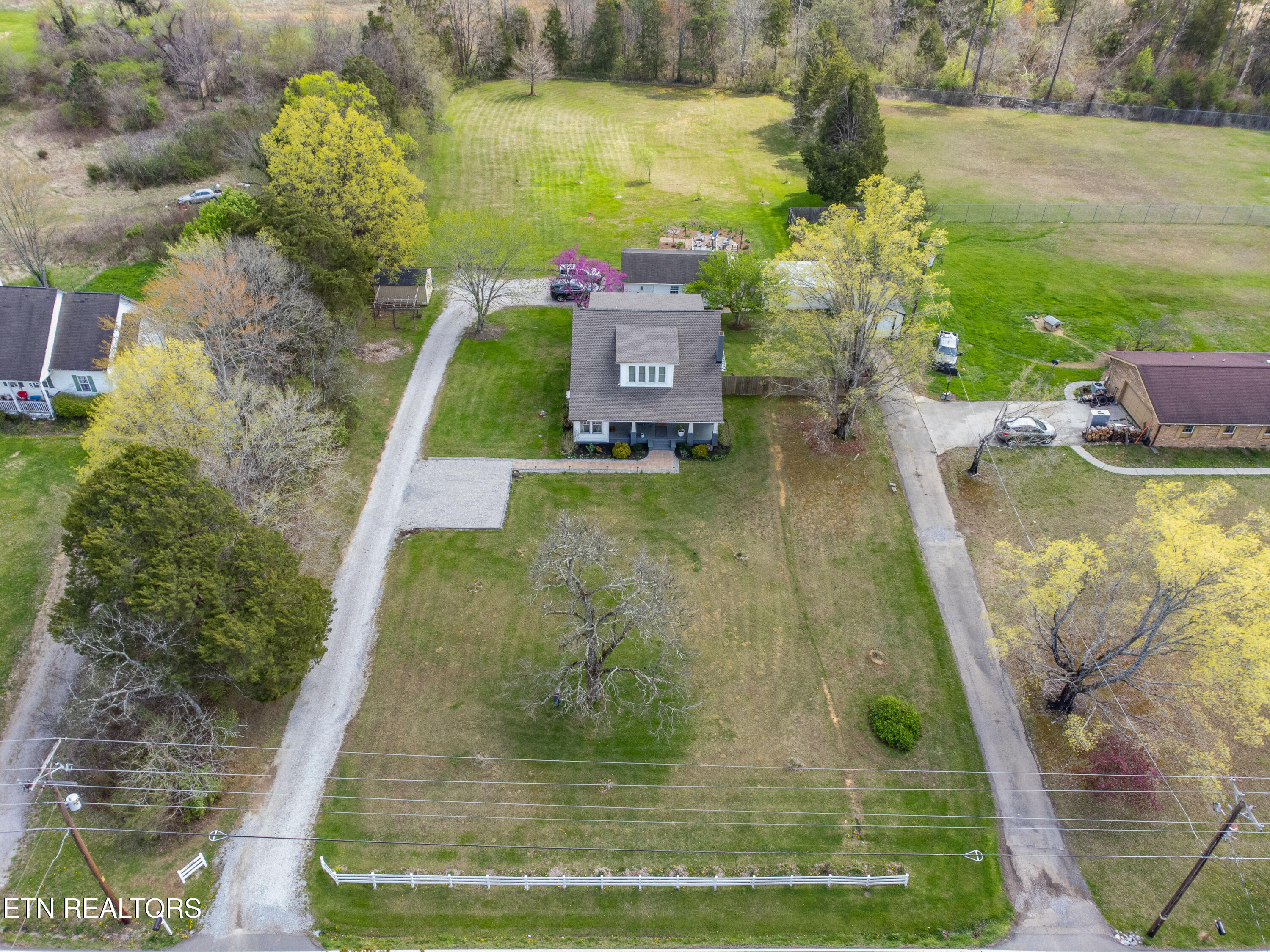 7220 Washington Pike Corryton, TN 37721 - Photo 6 of 60 Drone 2