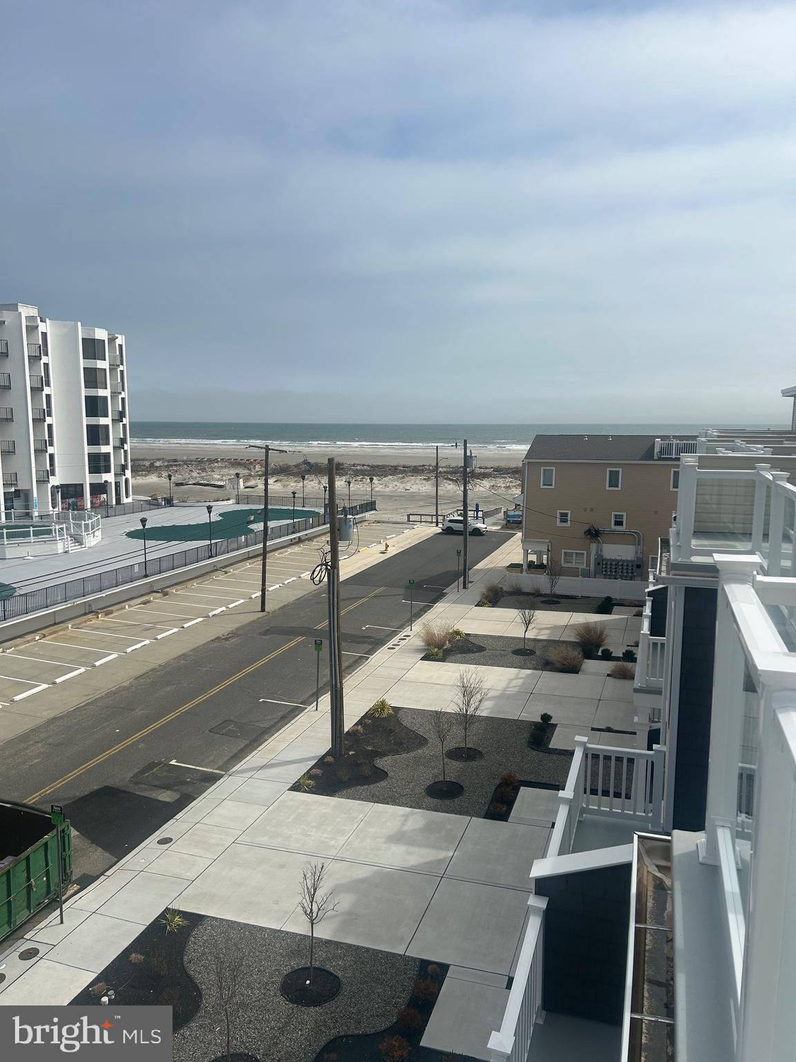 418 Farragut Road, Unit H Wildwood Crest, NJ 08260 - Photo 3 of 28