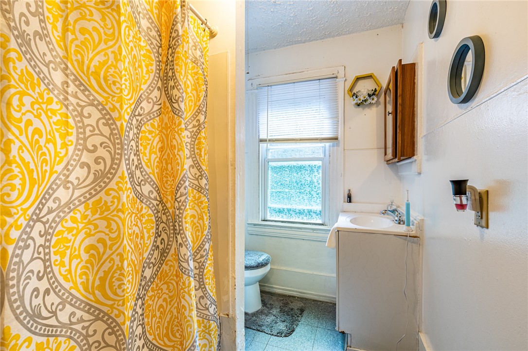 1375 North Clinton Avenue Rochester, NY 14621 - Photo 39 of 50