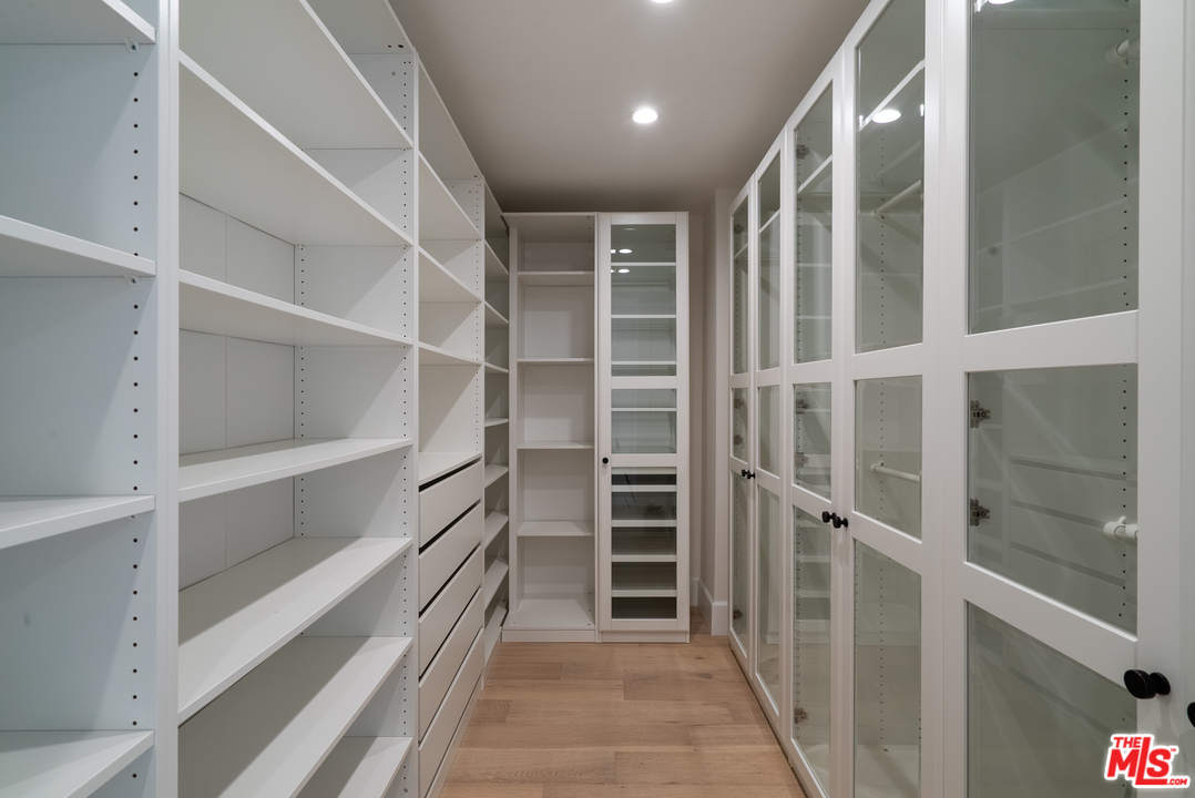 2794 Mandeville Canyon Road Los Angeles, CA 90049 - Photo 15 of 18 a view of closet