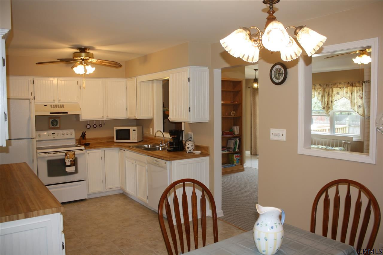 88 Gipp Road Albany, NY 12203 - Photo 4 of 17 Photo 4