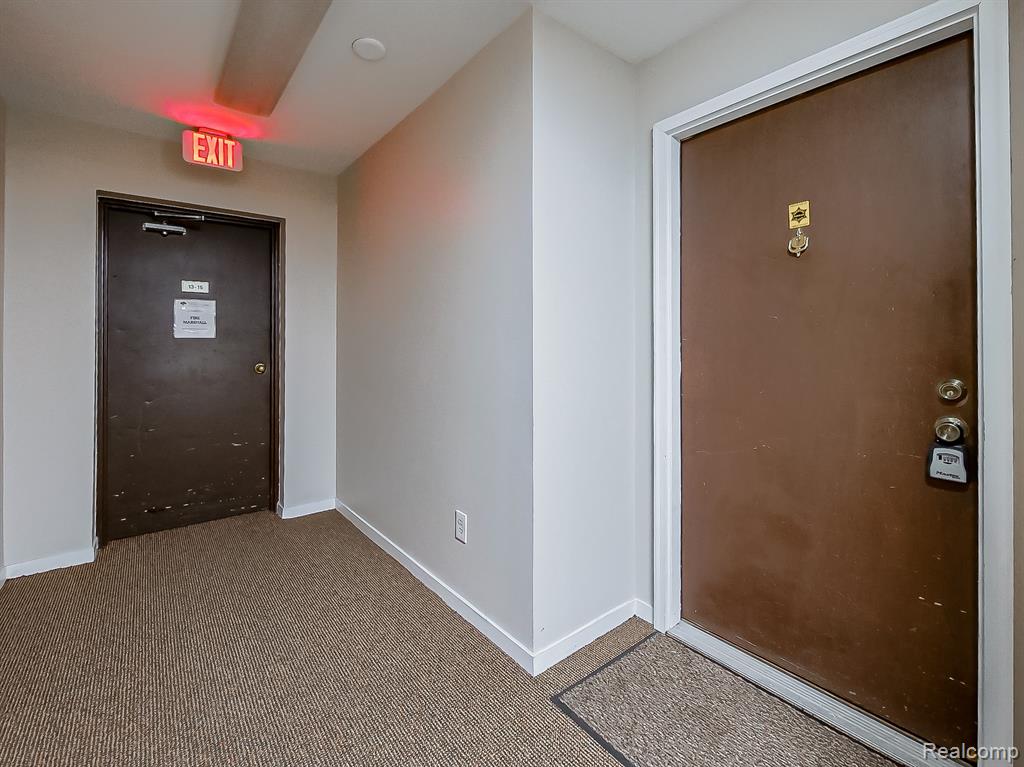 30414 Orchard Lake Road, Unit 12 Farmington, MI 48334 - Photo 24 of 33