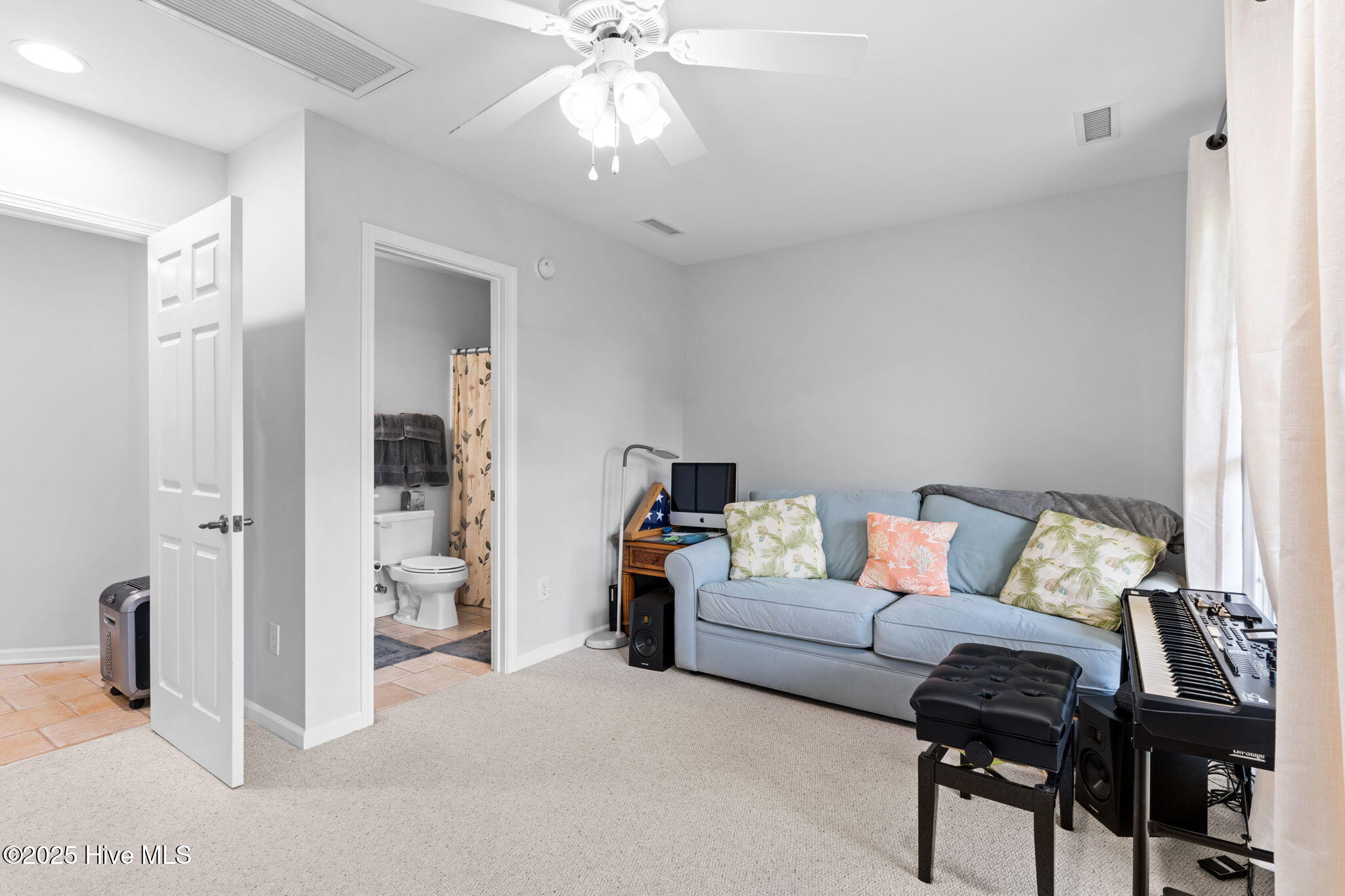 605 River Ridge Road, Unit 2 Shallotte, NC 28470 - Photo 33 of 60 44-web-or-mls-CamMediaLLC.com (52 of 58)