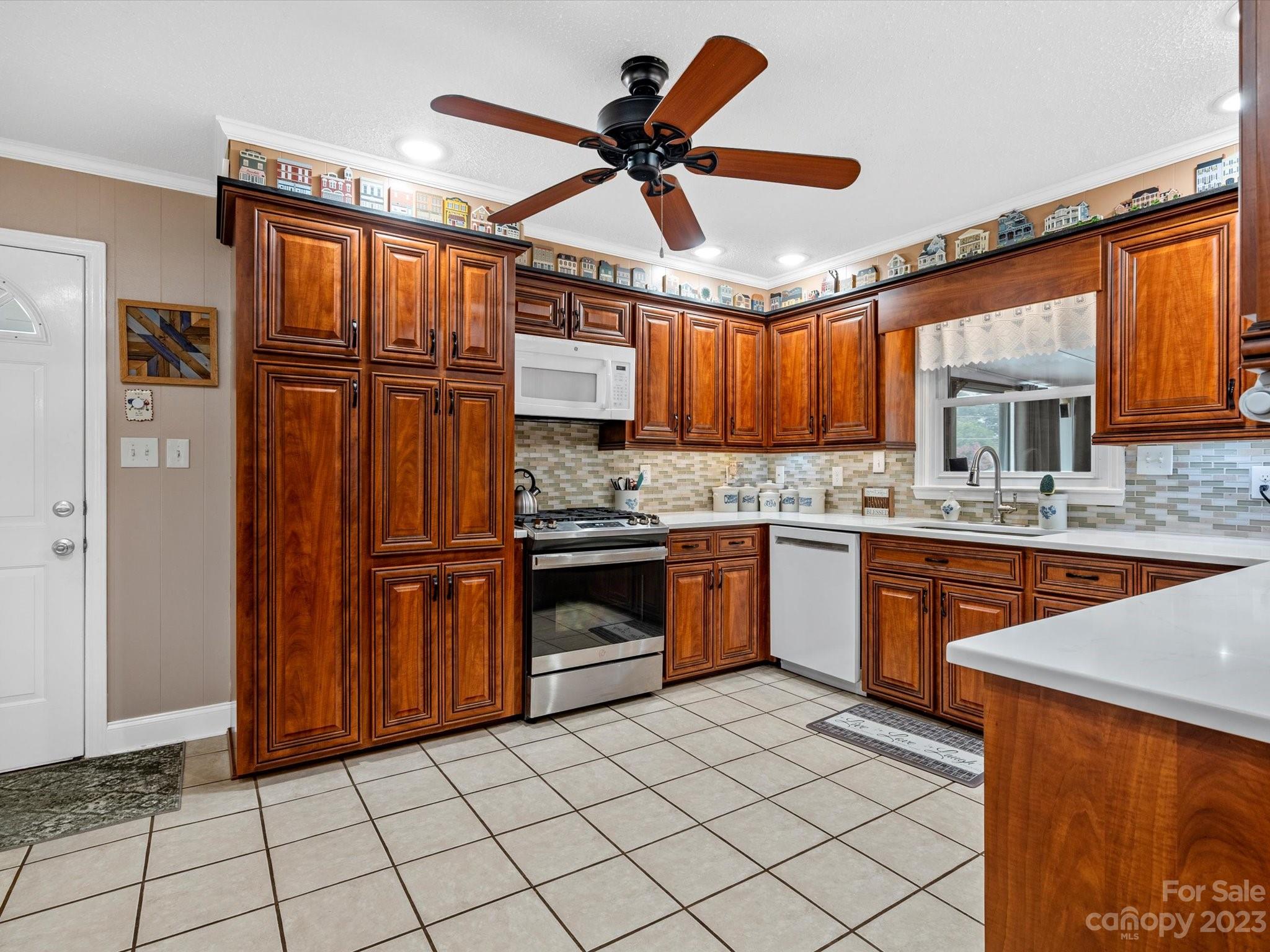 12101 Idlewild Road Matthews, NC 28105 - Photo 14 of 45