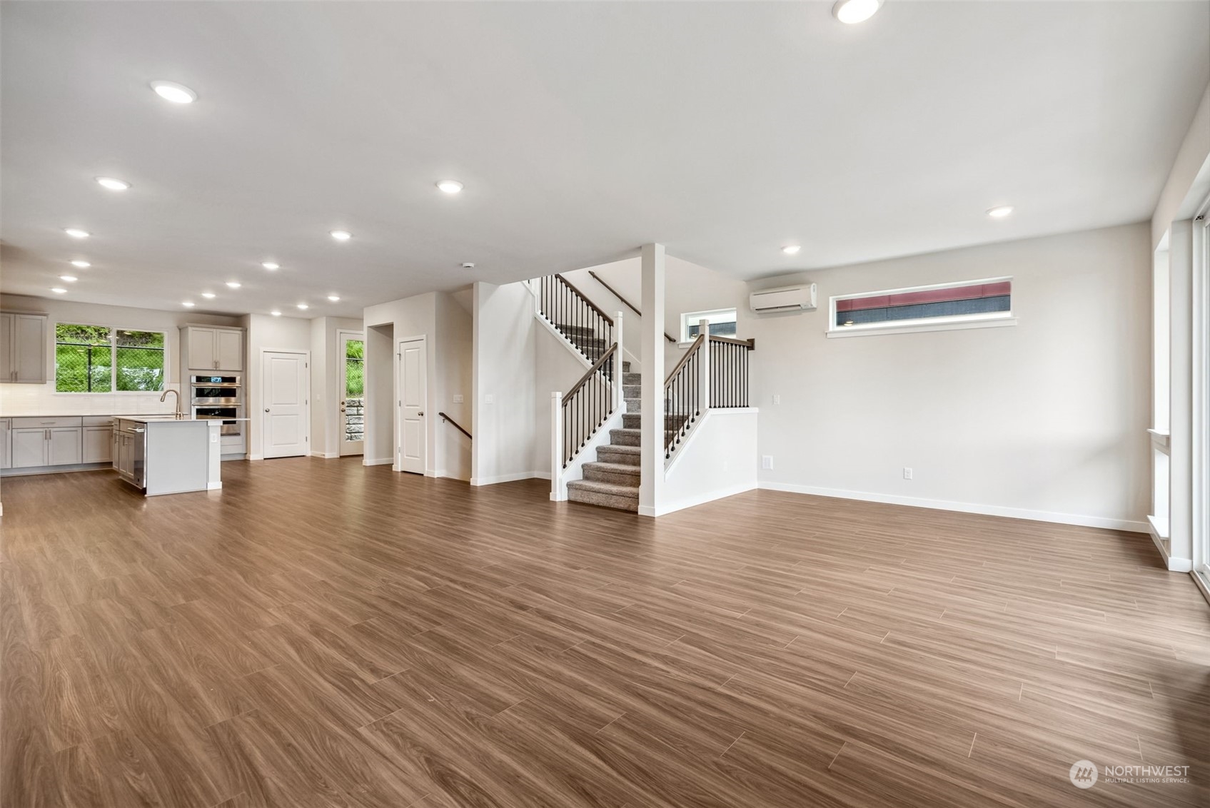 4016 Aberdeen Way Northeast, Unit 32 Renton, WA 98056 - Photo 11 of 39
